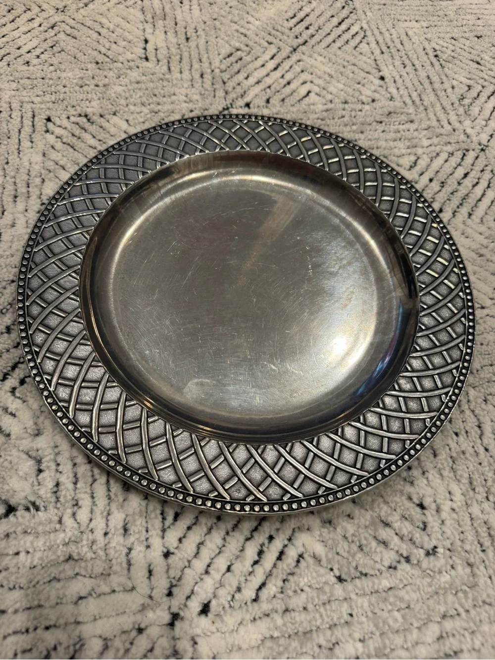 Wilton Armetale Woven Round Serving Platter Tray Discontinued Silver Tone 12.5”